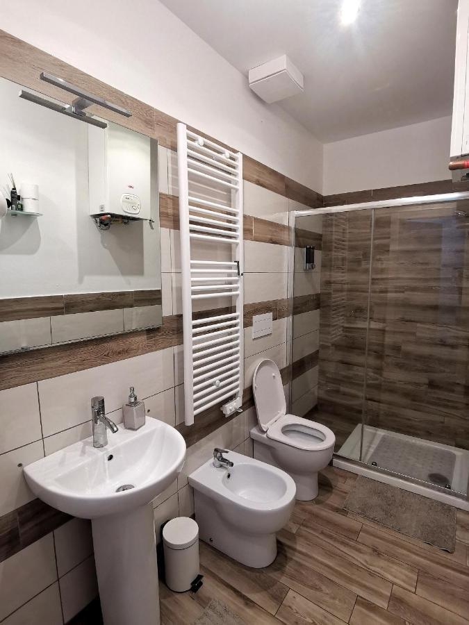 5 Terre Cozy Apartments La Spezia Bagian luar foto